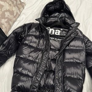 Aritzia Super Puff